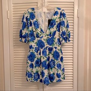 Fashion Nova floral romper size M NWT
